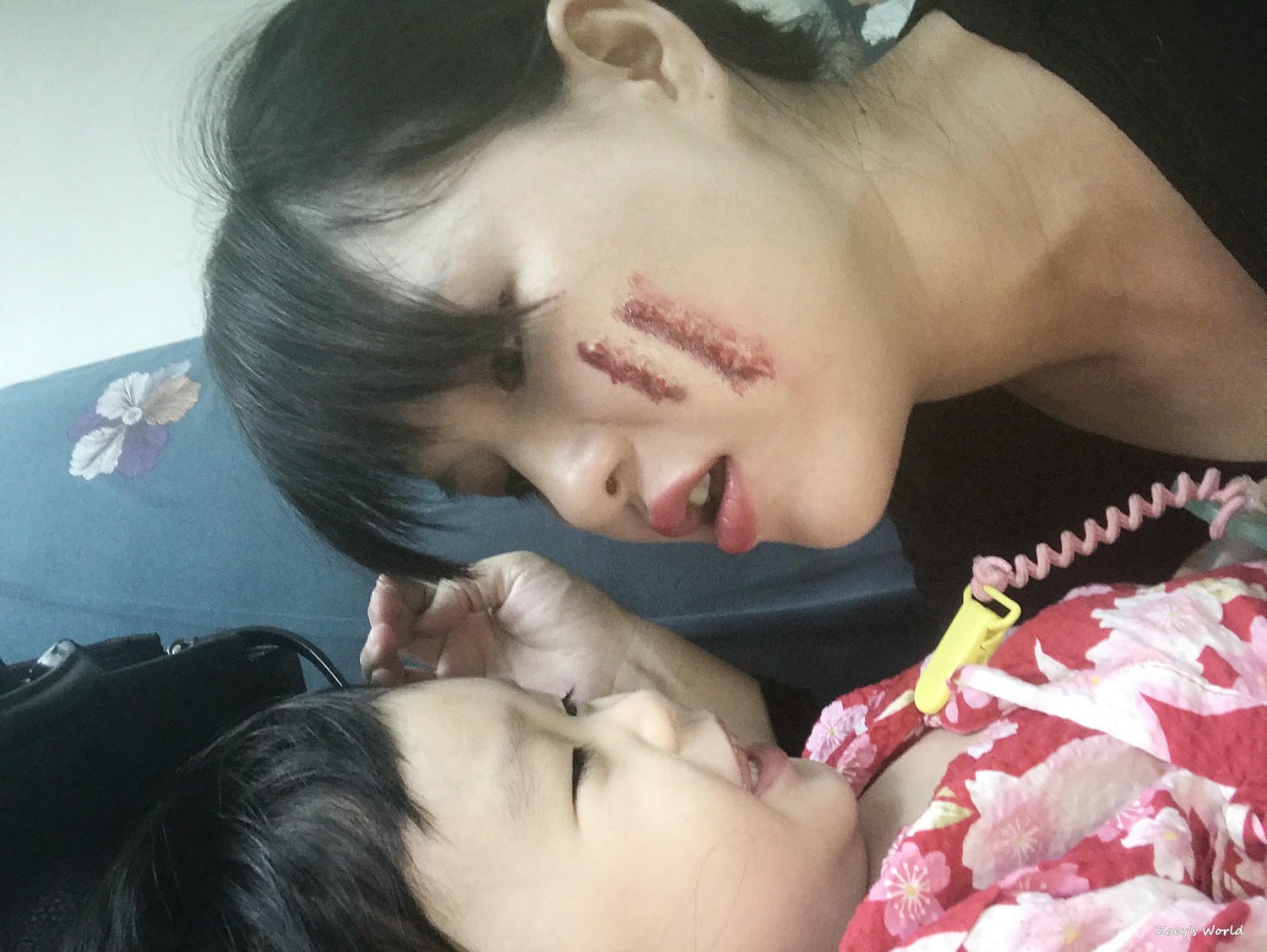 萬聖節妝容教學-超逼真貓抓疤痕 道具簡單20分鐘完成! - 第9張圖 萬聖節妝容教學-超逼真貓抓疤痕 道具簡單20分鐘完成!