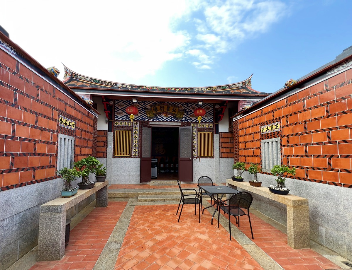 金門住宿|金門湖峰古厝民宿 入住閩式古厝體驗古早味 包棟推薦! - 第4張圖 金門住宿|金門湖峰古厝民宿 入住閩式古厝體驗古早味 包棟推薦!