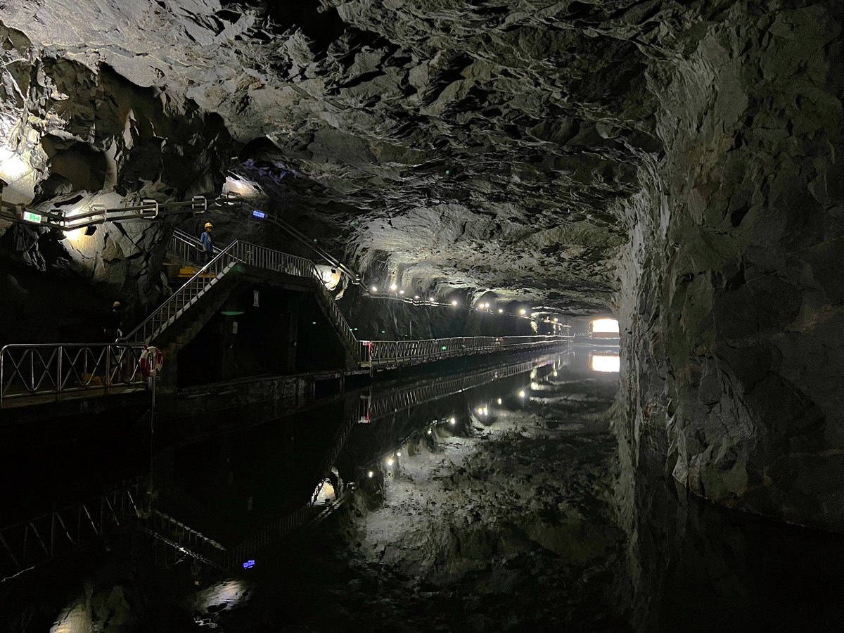 金門景點|翟山坑道(地下金門) 震撼磅礡的備戰水道,金門景點推薦! - 第16張圖 金門景點|翟山坑道(地下金門) 震撼磅礡的備戰水道,金門景點推薦!
