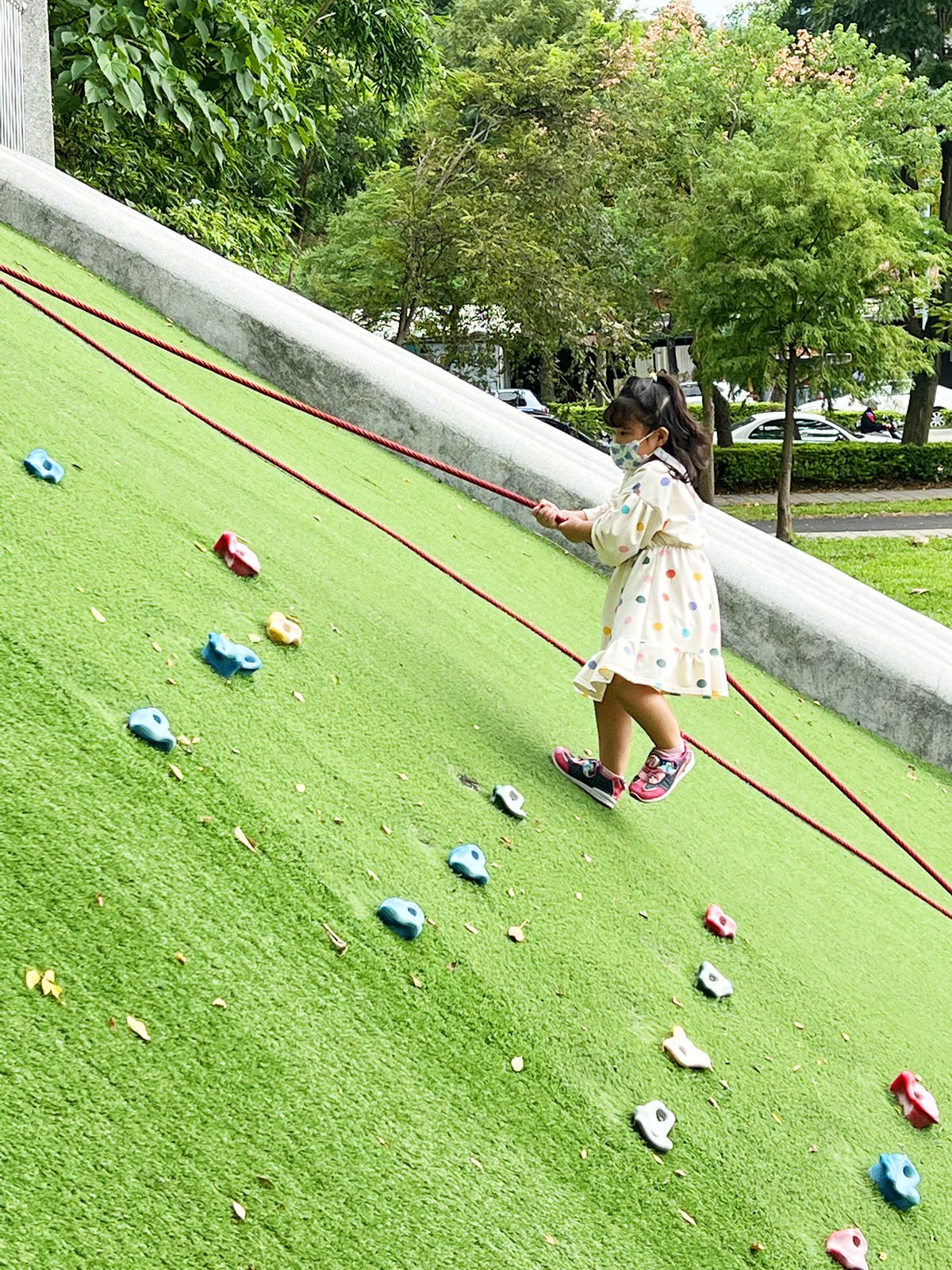 新北土城親子公園|斬龍山遺址文化公園 磨石子溜滑梯/沙坑池好好玩! - 第15張圖 新北土城親子公園|斬龍山遺址文化公園 磨石子溜滑梯/沙坑池好好玩!