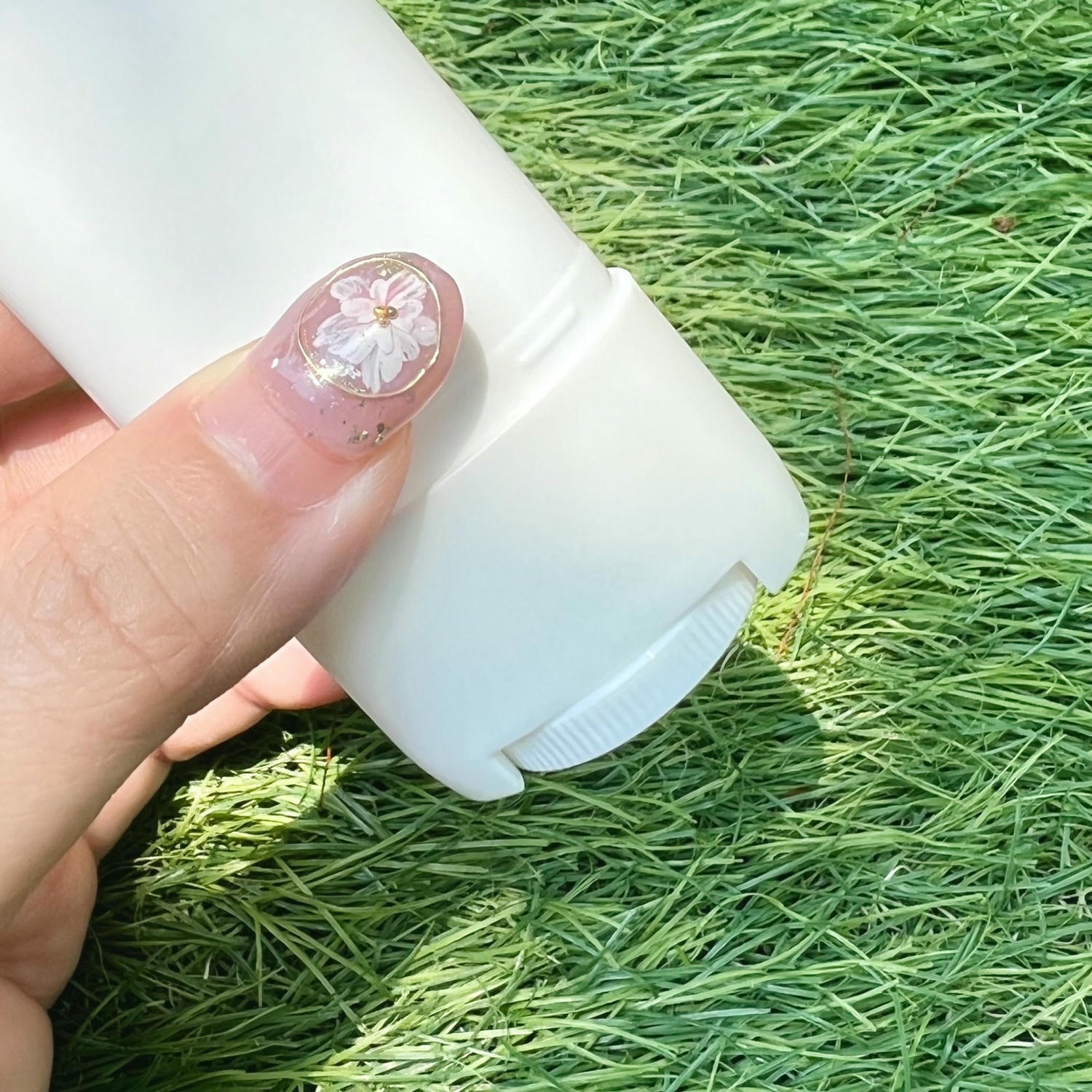 夏天不曬黑,輕鬆防曬就選艾多美物理防曬膏! - 第4張圖 夏天不曬黑,輕鬆防曬就選艾多美物理防曬膏!