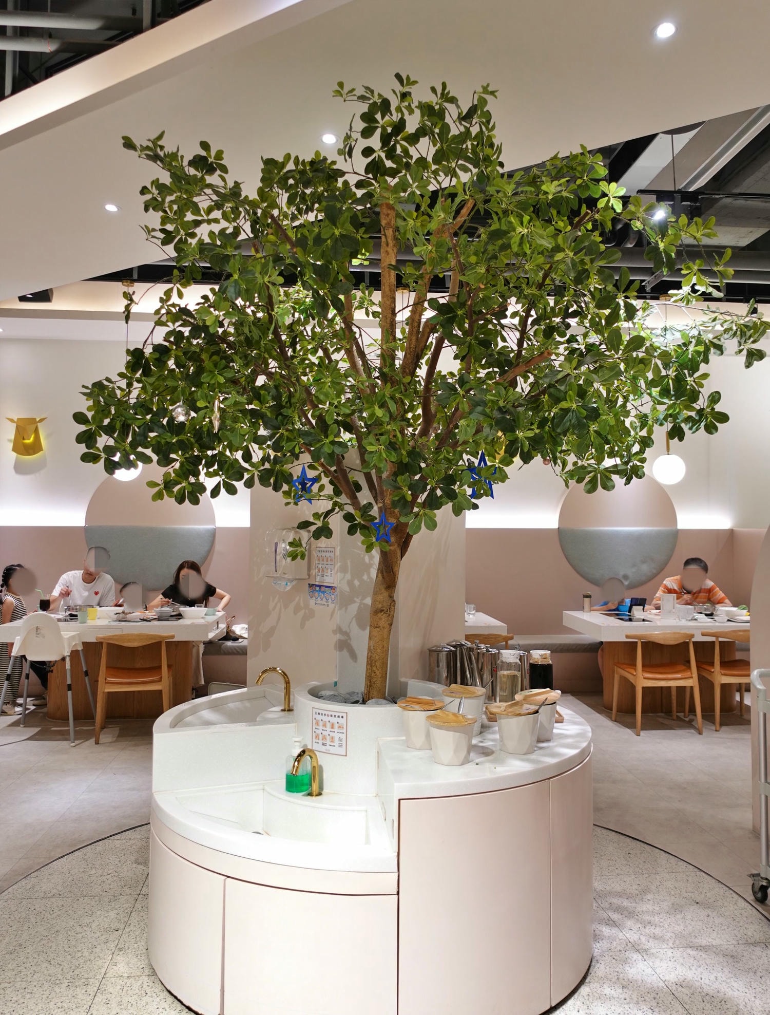 新北親子餐廳|童鍋秀泰樹林店 北歐風親子火鍋店!溜滑梯球池遊戲室 - 第5張圖 新北親子餐廳|童鍋秀泰樹林店 北歐風親子火鍋店!溜滑梯球池遊戲室