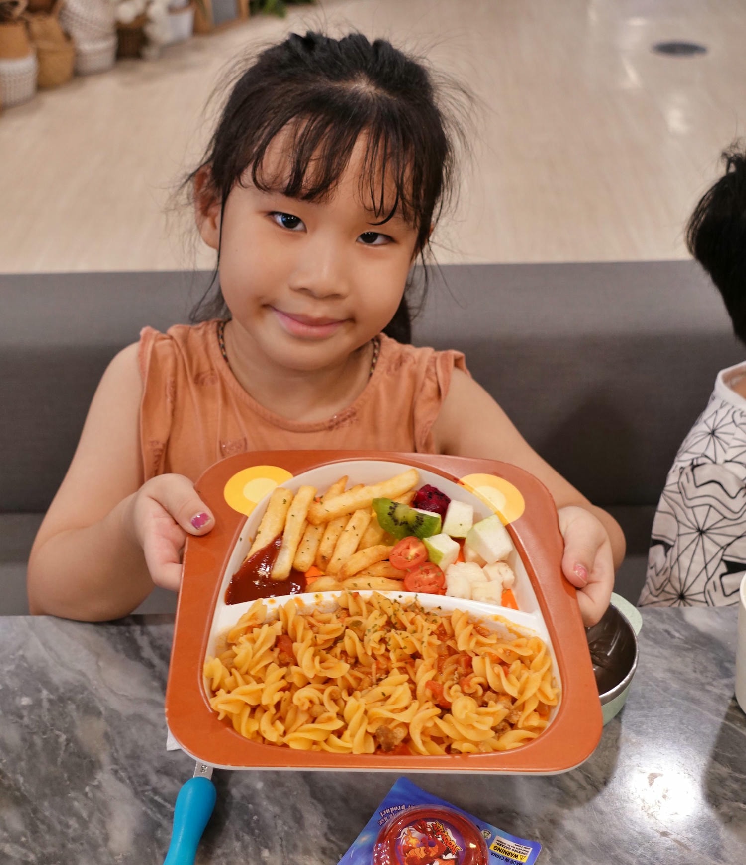 高雄|Zone Café弄咖啡親子餐廳總圖店 球池沙坑池不限用餐時間/餐點美味推薦! - 第28張圖 高雄|Zone Café弄咖啡親子餐廳總圖店 球池沙坑池不限用餐時間/餐點美味推薦!