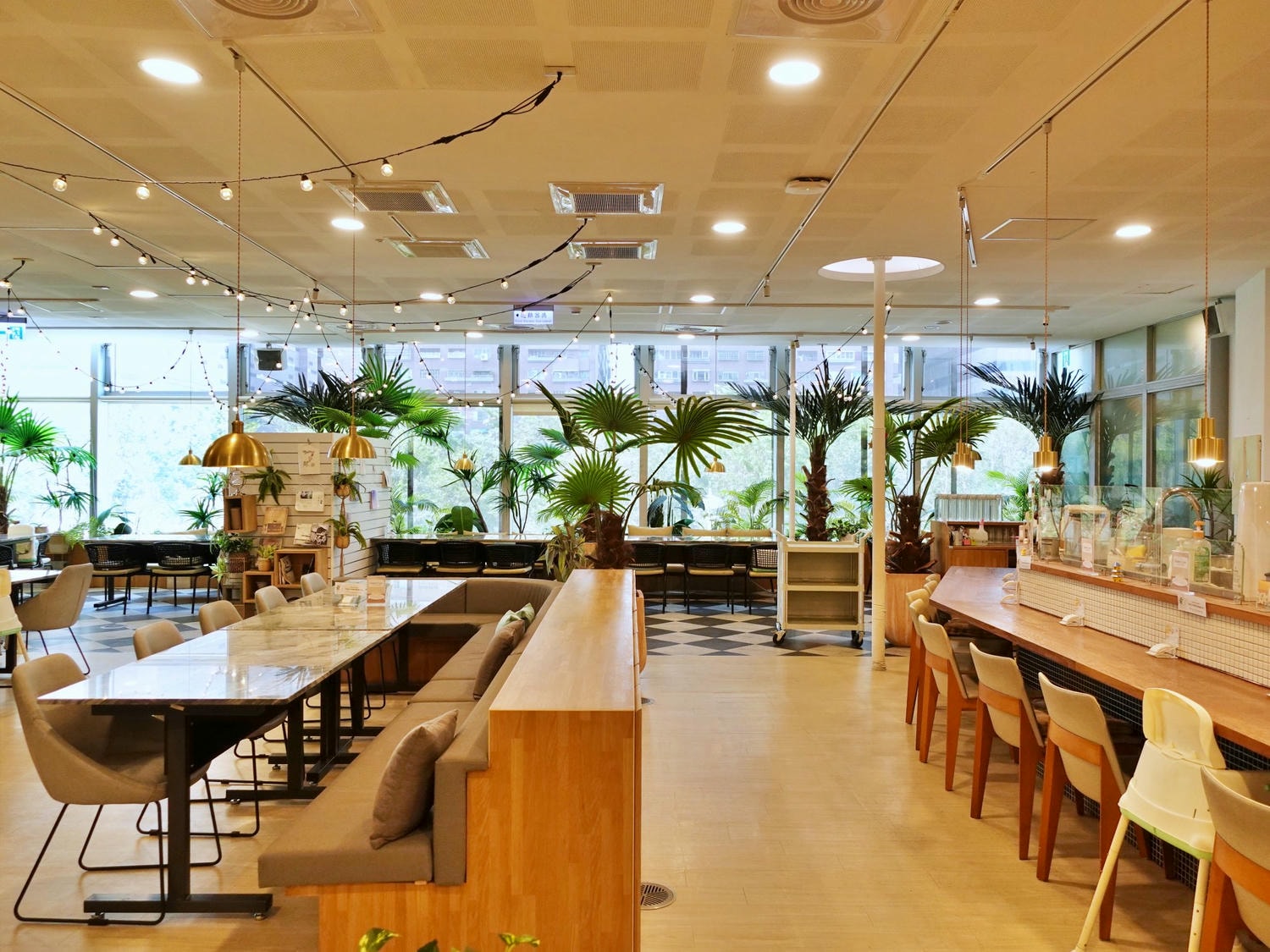 高雄|Zone Café弄咖啡親子餐廳總圖店 球池沙坑池不限用餐時間/餐點美味推薦! - 第9張圖 高雄|Zone Café弄咖啡親子餐廳總圖店 球池沙坑池不限用餐時間/餐點美味推薦!