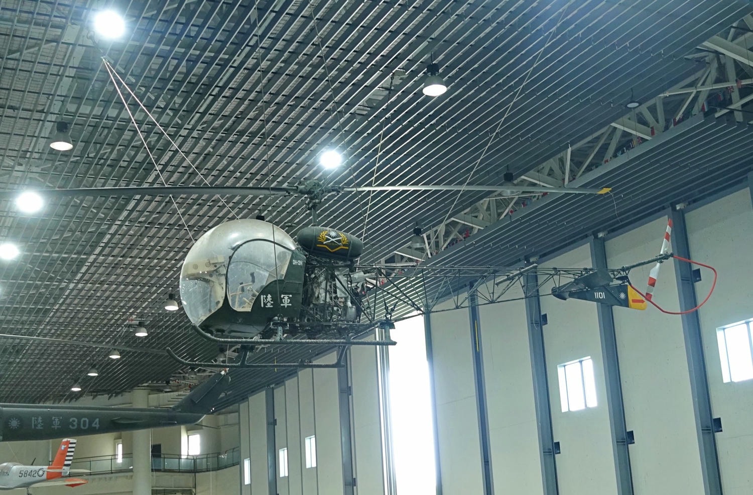高雄岡山景點推薦|航空教育展示館 全亞洲唯一懸吊飛機的博物館,軍事迷、航空迷不能錯過! - 第8張圖 高雄岡山景點推薦|航空教育展示館 全亞洲唯一懸吊飛機的博物館,軍事迷、航空迷不能錯過!