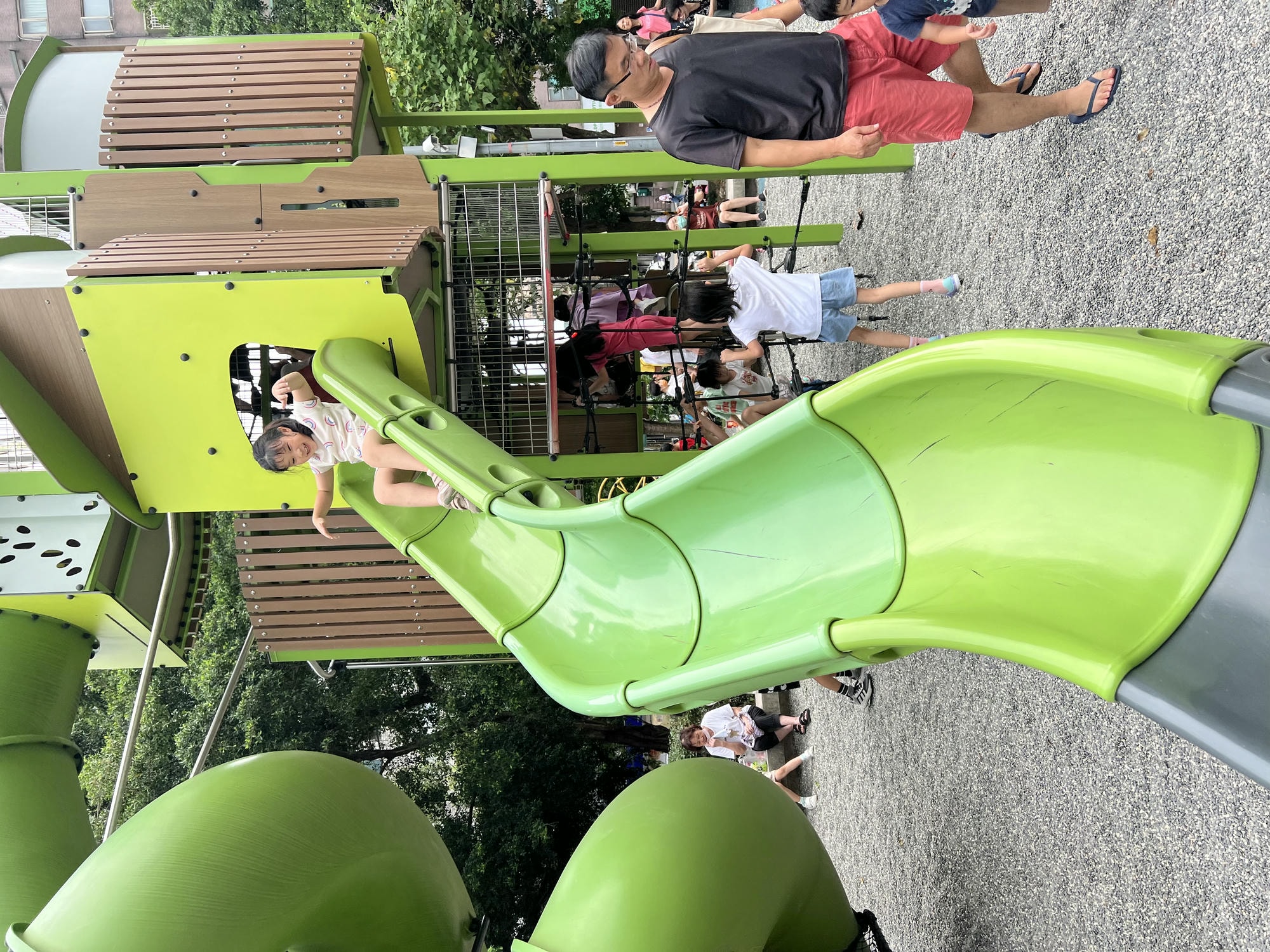 新北親子公園|中和八二三紀念公園(四號公園) 兩座共融公園讓你一次玩個夠! - 第6張圖 新北親子公園|中和八二三紀念公園(四號公園) 兩座共融公園讓你一次玩個夠!