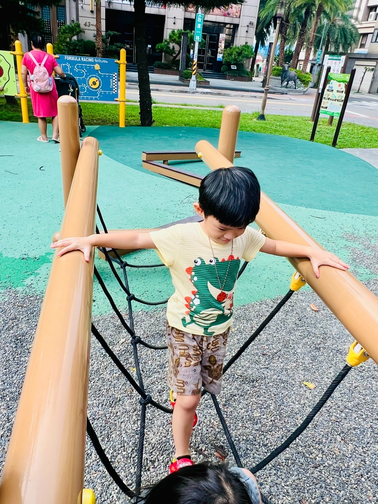 桃園青埔親子景點 青埔兒九公園 寧靜社區小公園 - 第9張圖 桃園青埔親子景點 青埔兒九公園 寧靜社區小公園