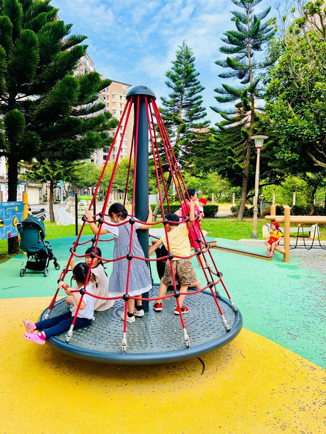 桃園青埔親子景點 青埔兒九公園 寧靜社區小公園 - 第15張圖 桃園青埔親子景點 青埔兒九公園 寧靜社區小公園