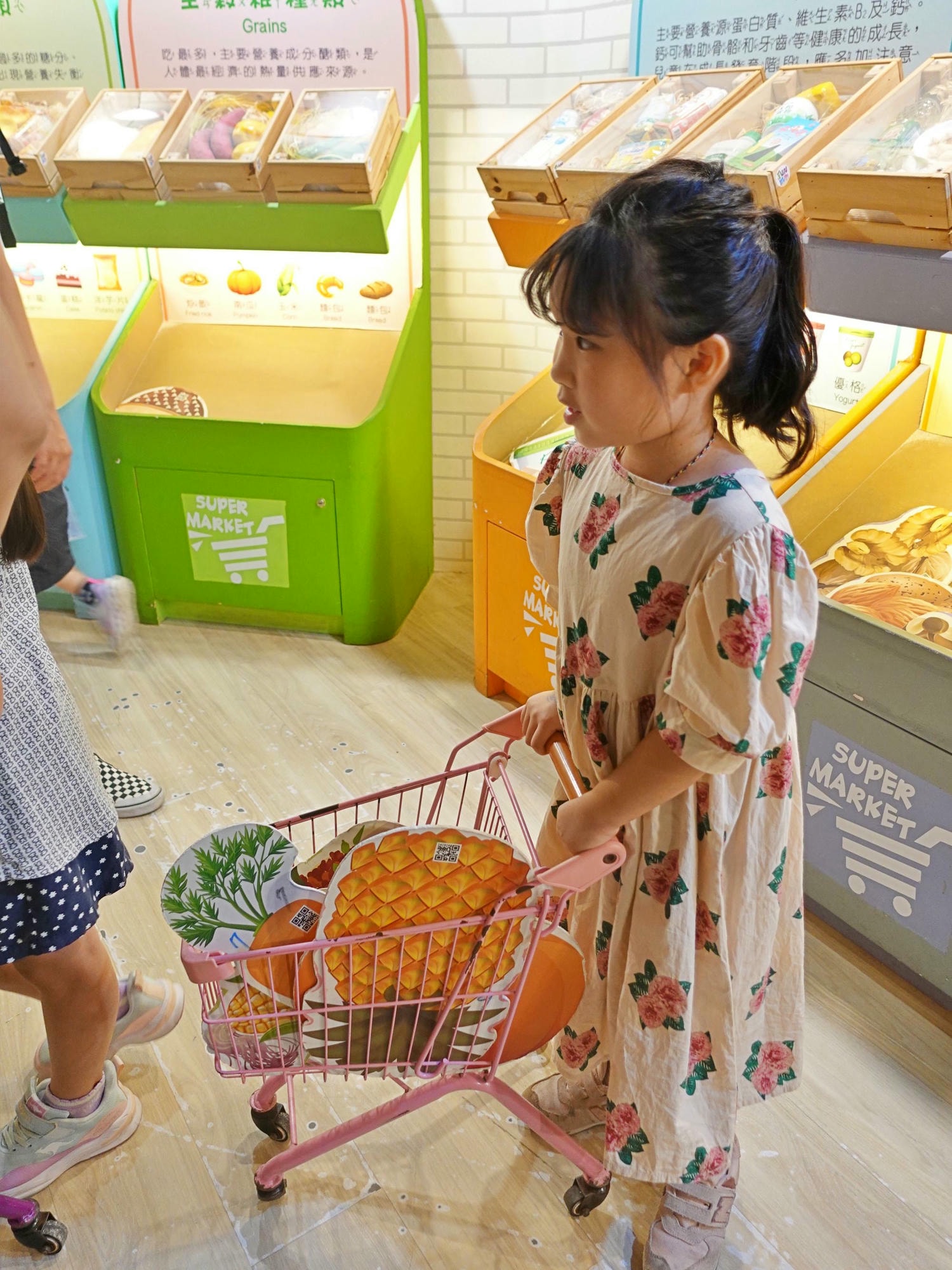 高雄科工館B1 FUN城市展示廳 兒童交通公園開車超好玩! - 第18張圖 高雄科工館B1 FUN城市展示廳 兒童交通公園開車超好玩!