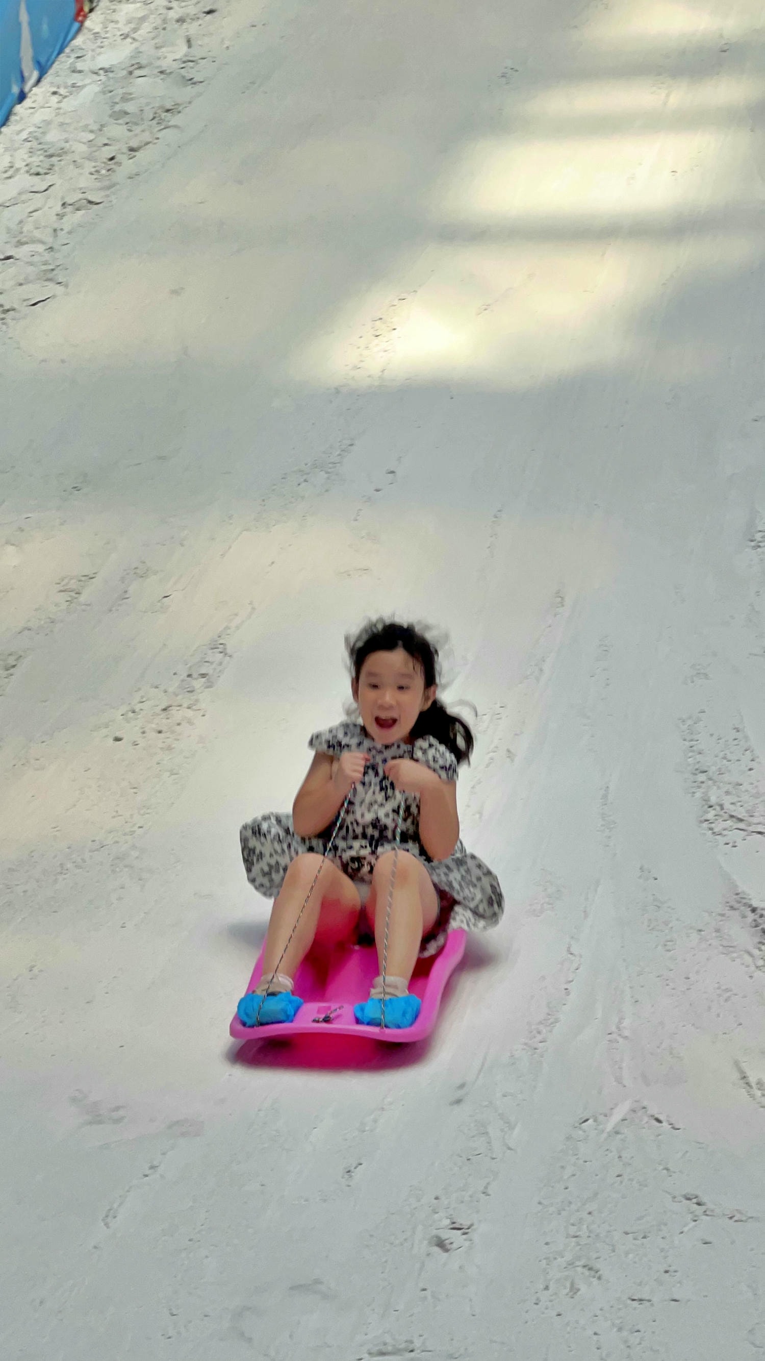 高雄|熱雪天堂探索樂園2.0 兒童滑雪樂園&三層樓高溜滑梯 - 第9張圖 高雄|熱雪天堂探索樂園2.0 兒童滑雪樂園&三層樓高溜滑梯