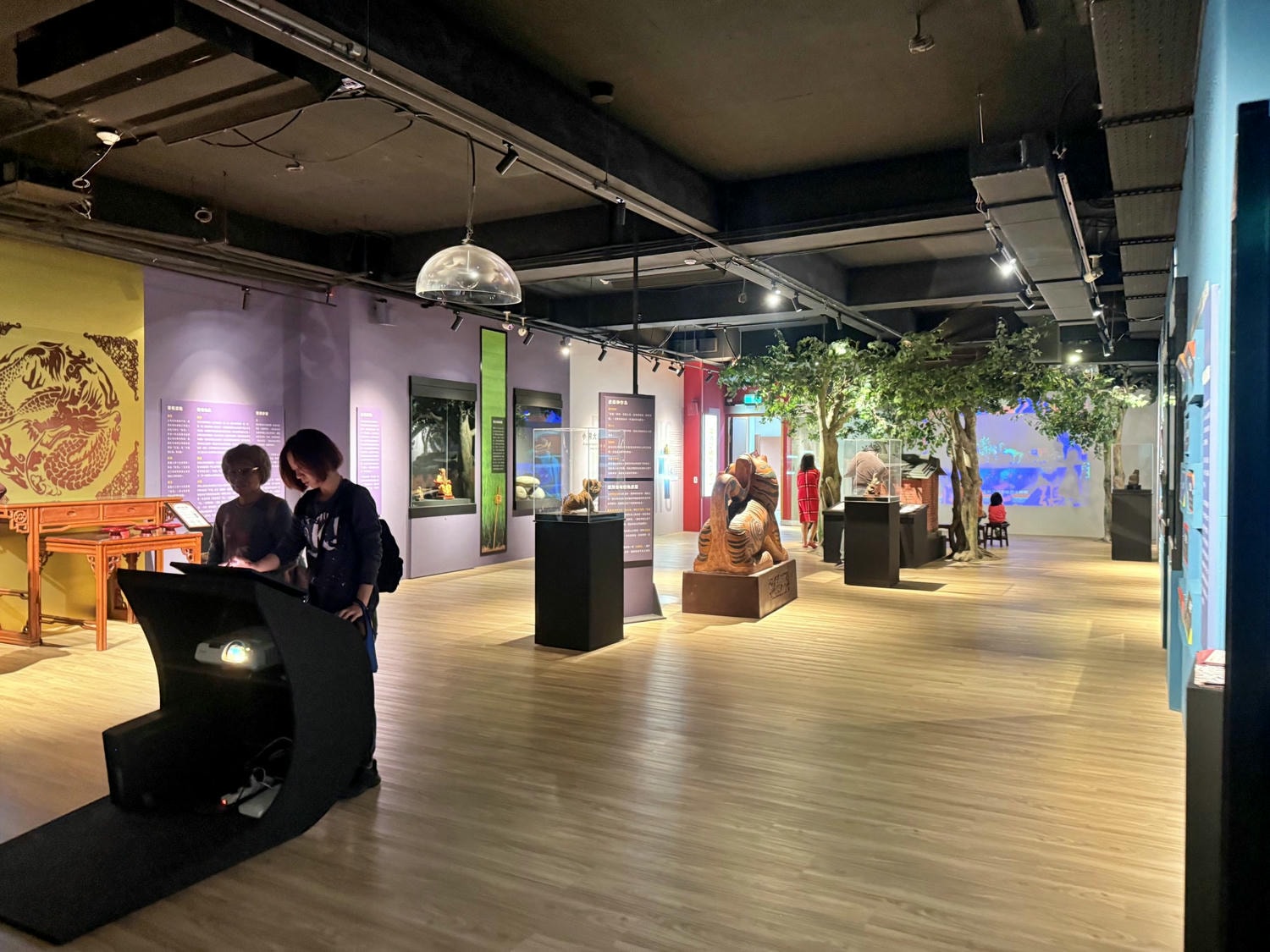 桃園景點|土地公文化館 歌仔戲服/布袋戲免費體驗好停車 - 第39張圖 桃園景點|土地公文化館 歌仔戲服/布袋戲免費體驗好停車