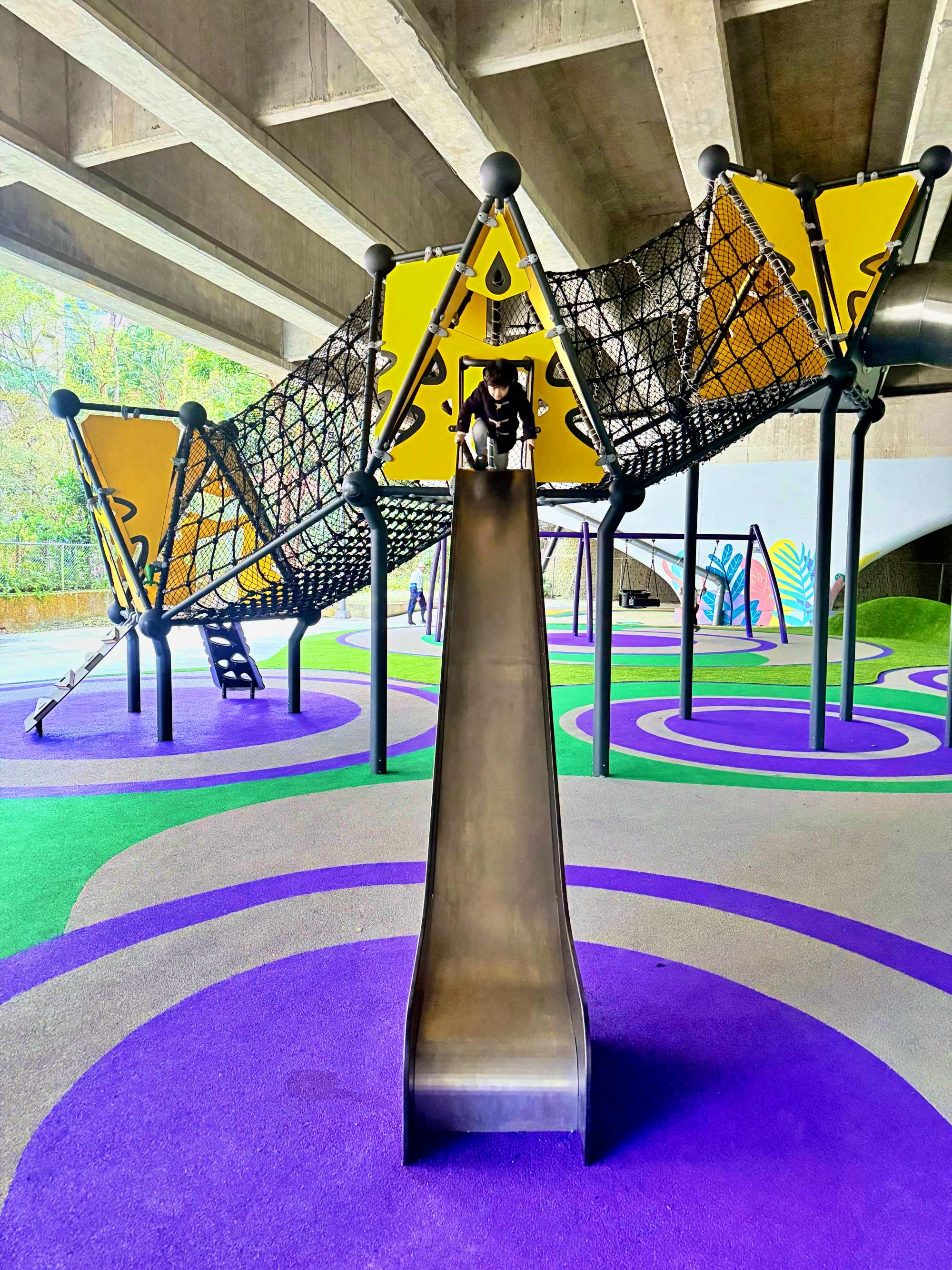 林森橋下兒童遊戲場 2025新開幕橋下公園/汐止親子雨天備案 - 第11張圖 林森橋下兒童遊戲場 2025新開幕橋下公園/汐止親子雨天備案