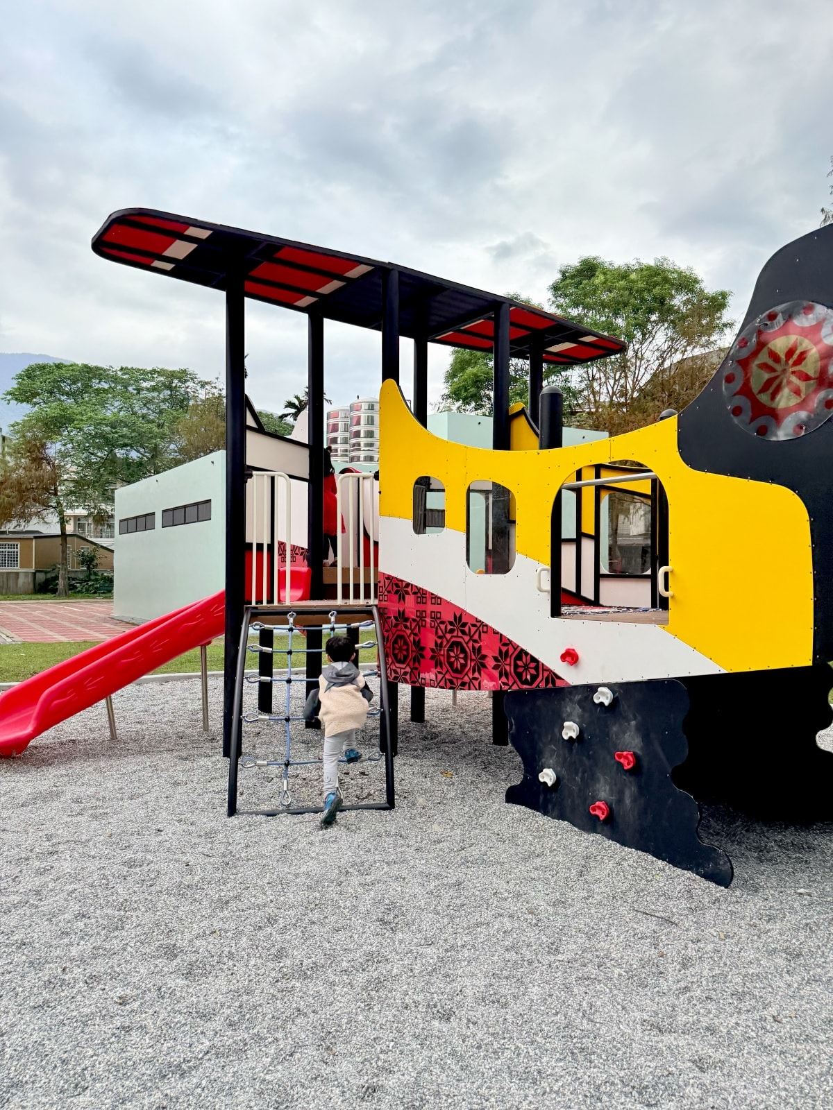 花蓮新城北埔公園 飛機造型特色遊戲場好好玩!(新城半日遊規劃) - 第8張圖 花蓮新城北埔公園 飛機造型特色遊戲場好好玩!(新城半日遊規劃)