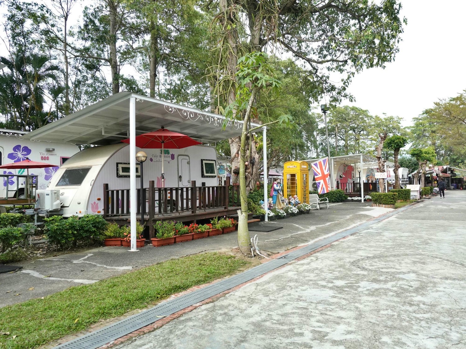 嘉義親子露營車住宿-詩情花園渡假村,DIY披薩、魔術表演、煙火秀,一站式度假體驗! - 第12張圖 嘉義親子露營車住宿-詩情花園渡假村,DIY披薩、魔術表演、煙火秀,一站式度假體驗!