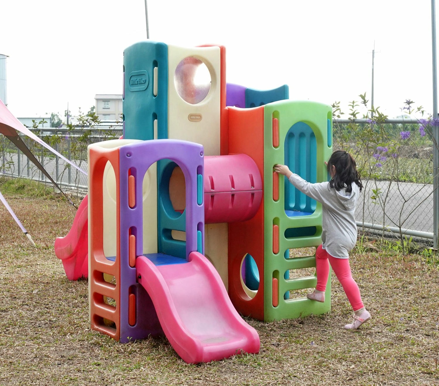 嘉義親子露營車住宿-詩情花園渡假村,DIY披薩、魔術表演、煙火秀,一站式度假體驗! - 第34張圖 嘉義親子露營車住宿-詩情花園渡假村,DIY披薩、魔術表演、煙火秀,一站式度假體驗!