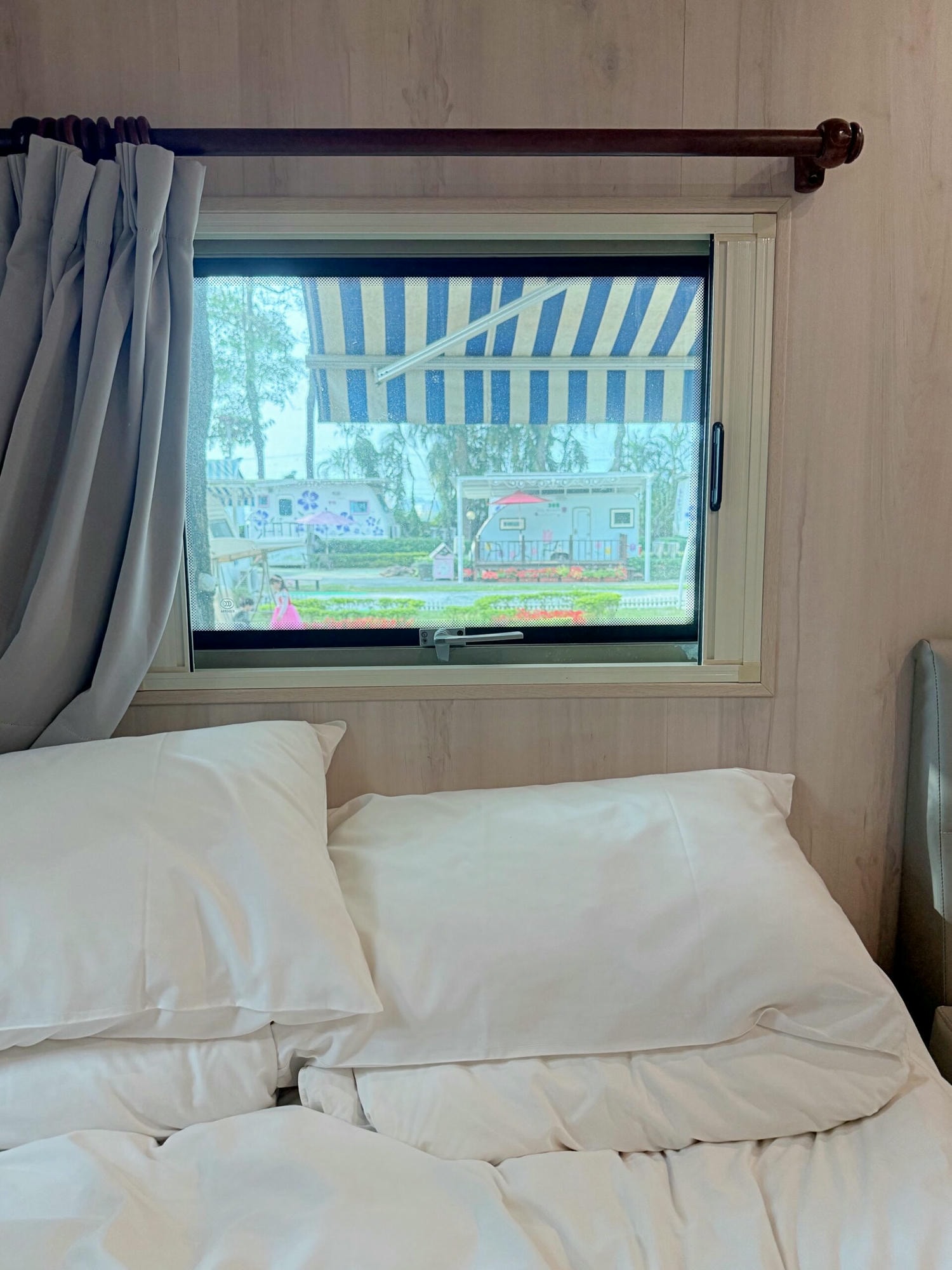 嘉義親子露營車住宿-詩情花園渡假村,DIY披薩、魔術表演、煙火秀,一站式度假體驗! - 第16張圖 嘉義親子露營車住宿-詩情花園渡假村,DIY披薩、魔術表演、煙火秀,一站式度假體驗!