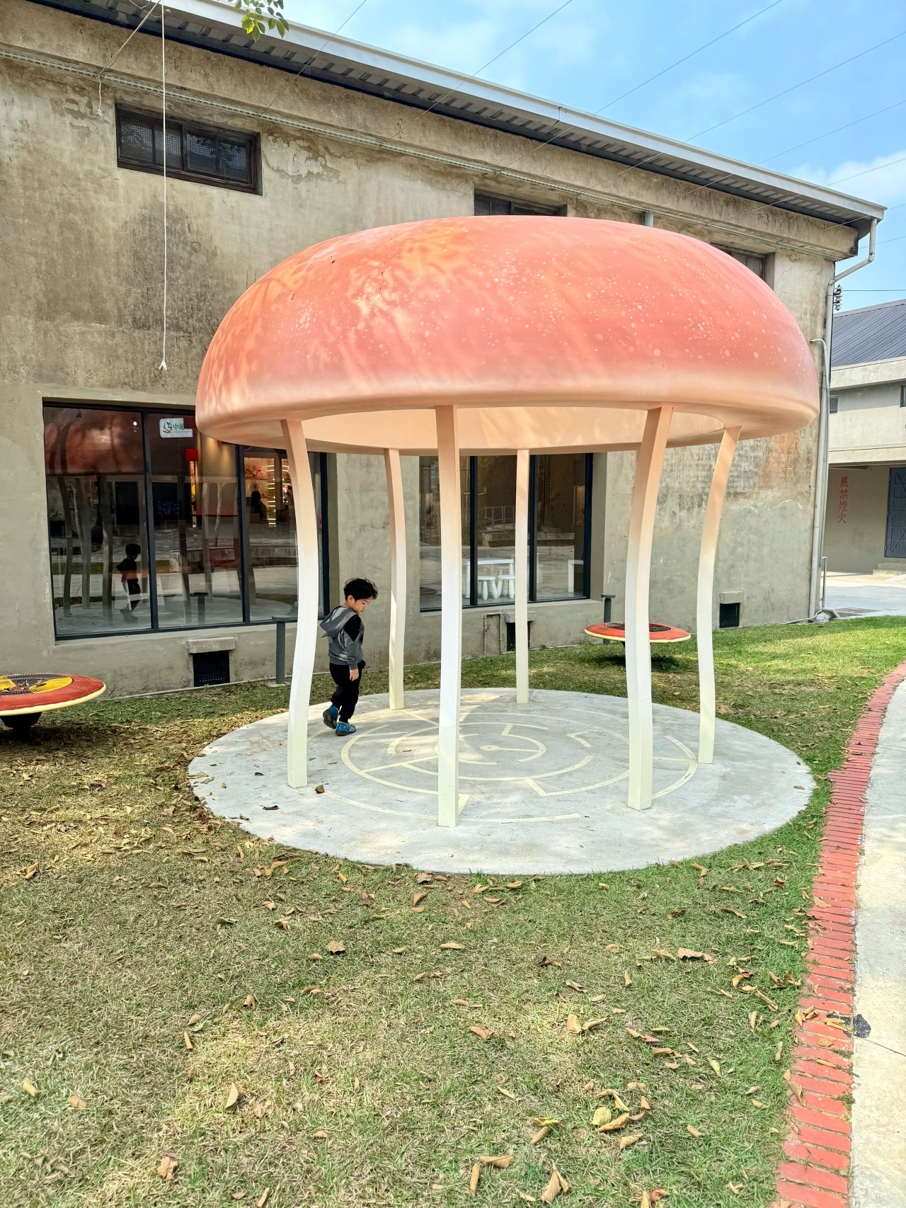 嘉義中埔穀倉農創園區|全台唯一老穀倉星巴克與特色伴手禮 - 第31張圖 嘉義中埔穀倉農創園區|全台唯一老穀倉星巴克與特色伴手禮