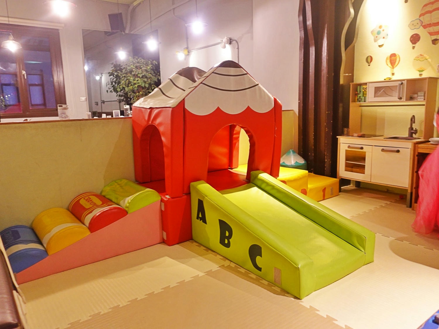 桃園親子餐廳推薦|咖啡趣Café 4 FUN 金牌好店好吃又好玩! - 第13張圖 桃園親子餐廳推薦|咖啡趣Café 4 FUN 金牌好店好吃又好玩!