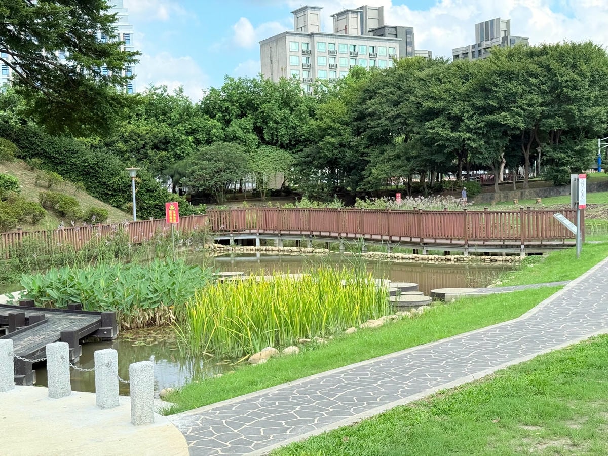 桃園親子景點|陽明運動公園 溜滑梯戲水區小孩超愛! - 第20張圖 桃園親子景點|陽明運動公園 溜滑梯戲水區小孩超愛!