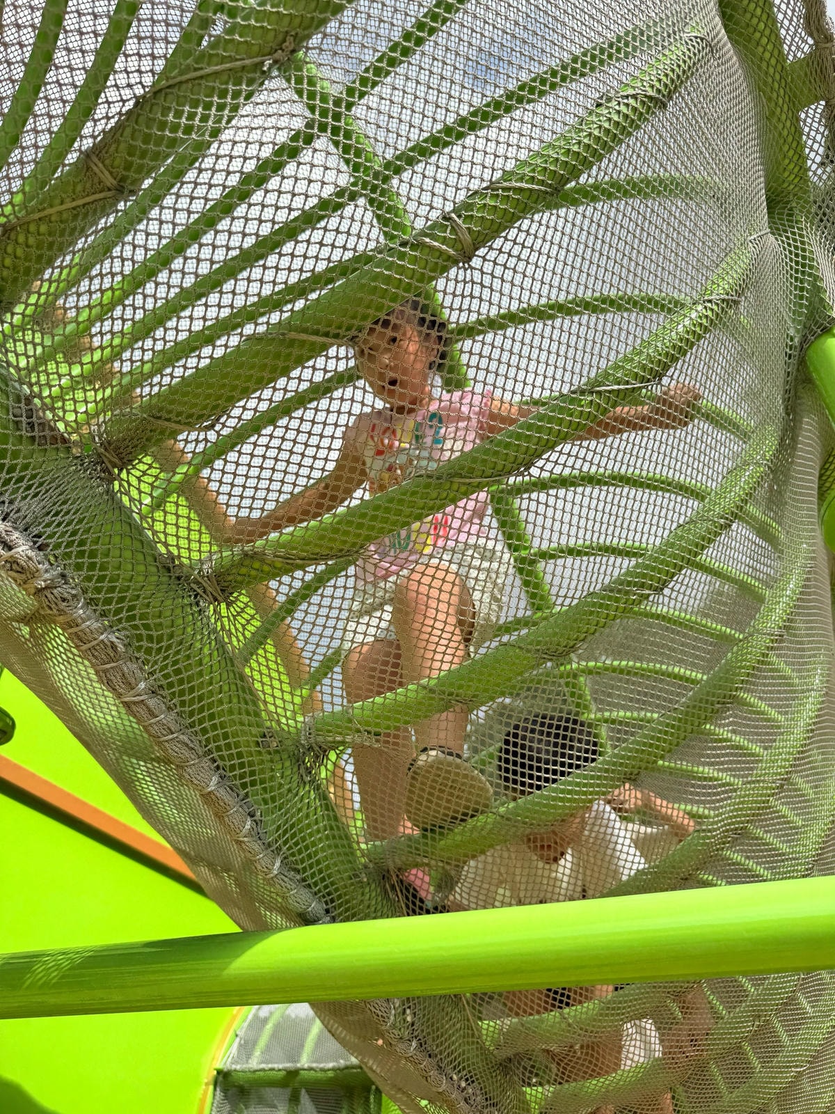 桃園親子景點|陽明運動公園 溜滑梯戲水區小孩超愛! - 第15張圖 桃園親子景點|陽明運動公園 溜滑梯戲水區小孩超愛!